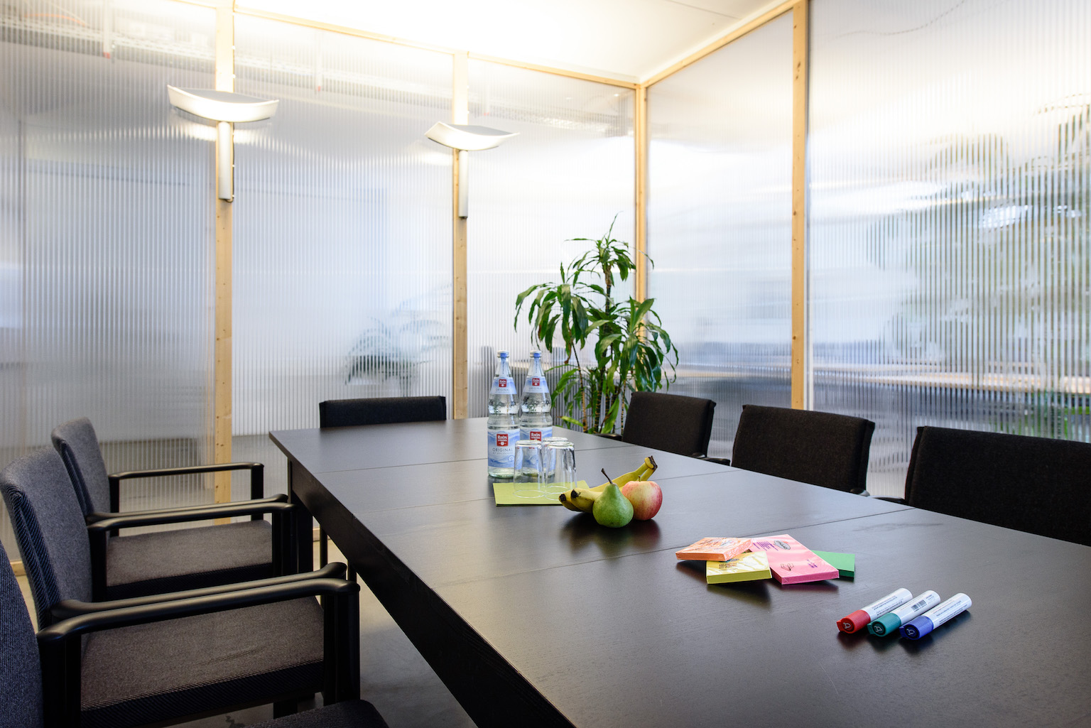 Coworking Nuremberg meeting room for up to eight people